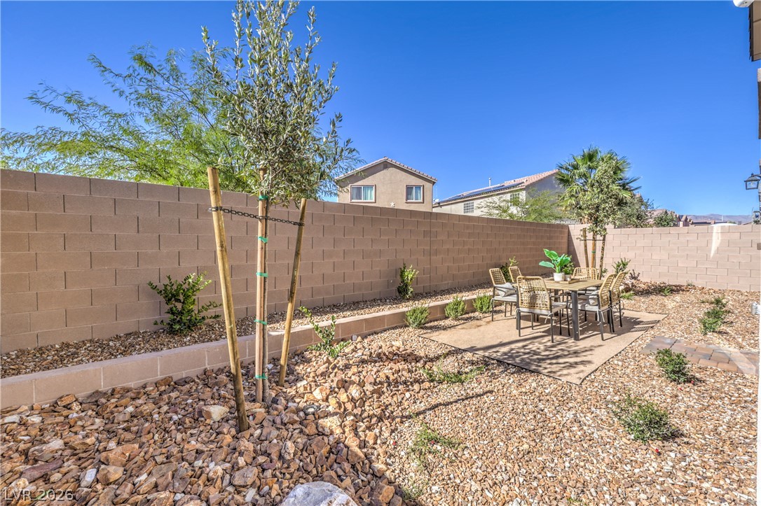 3837 Hibiscus Haven Avenue