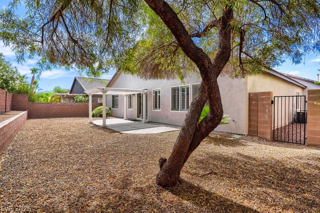10140 Trellis Rose Court