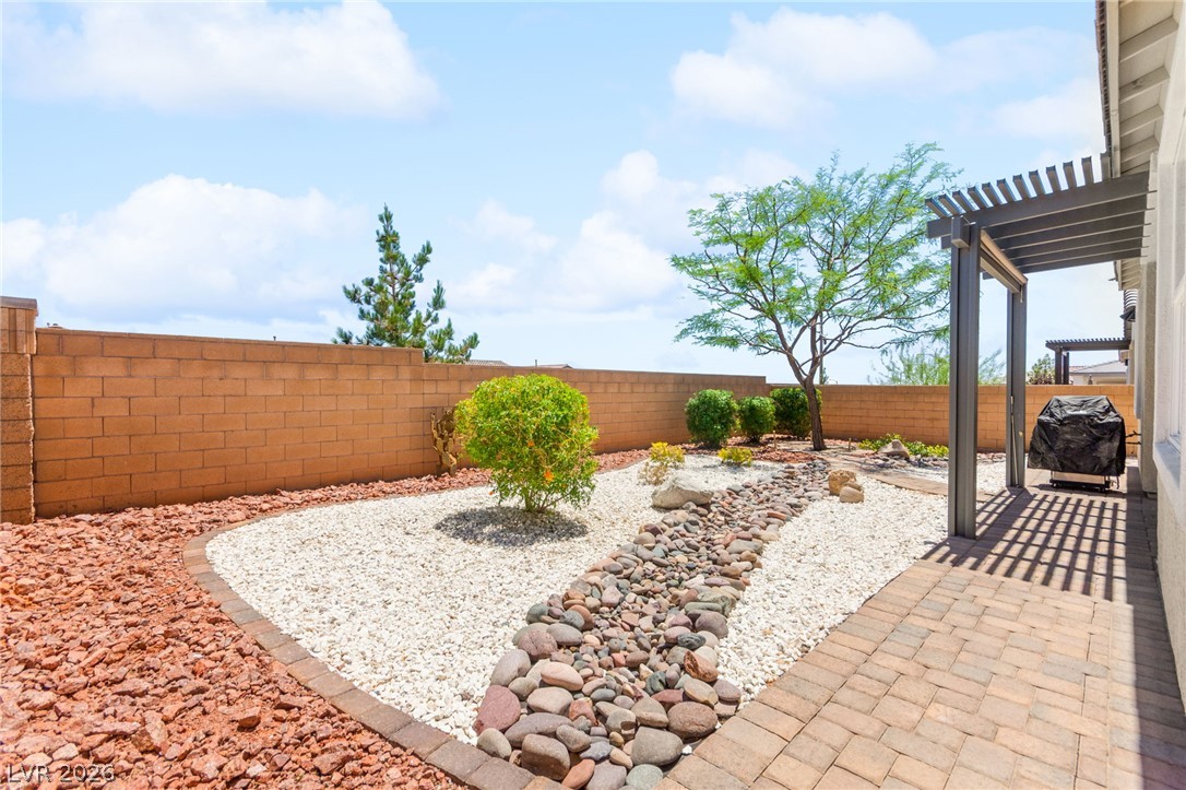 8956 Skye Canyon Ranch Street