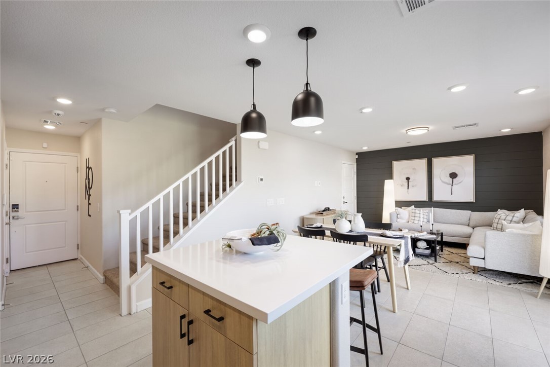 911 Cadence View Way