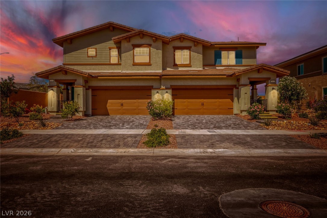 911 Cadence View Way