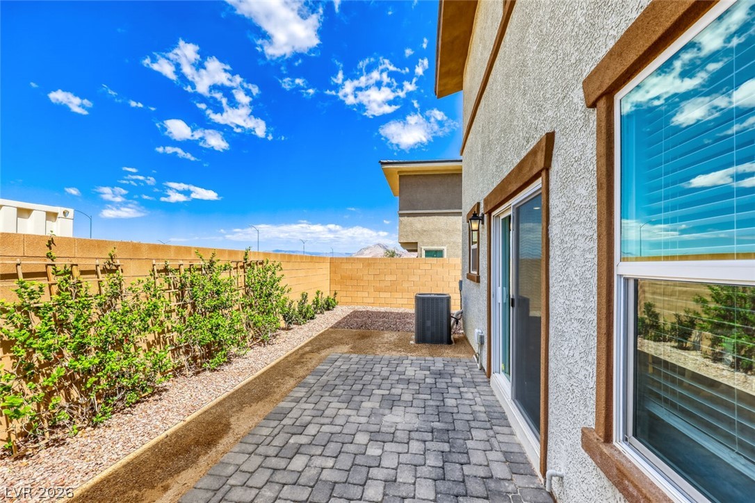 911 Cadence View Way