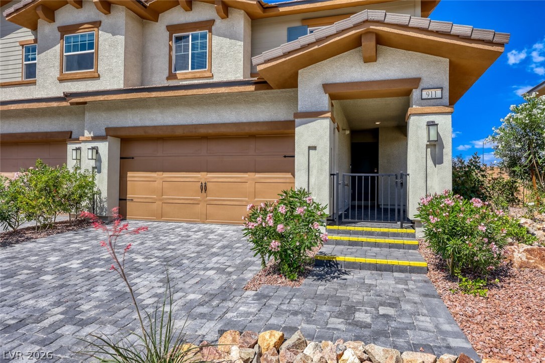 911 Cadence View Way