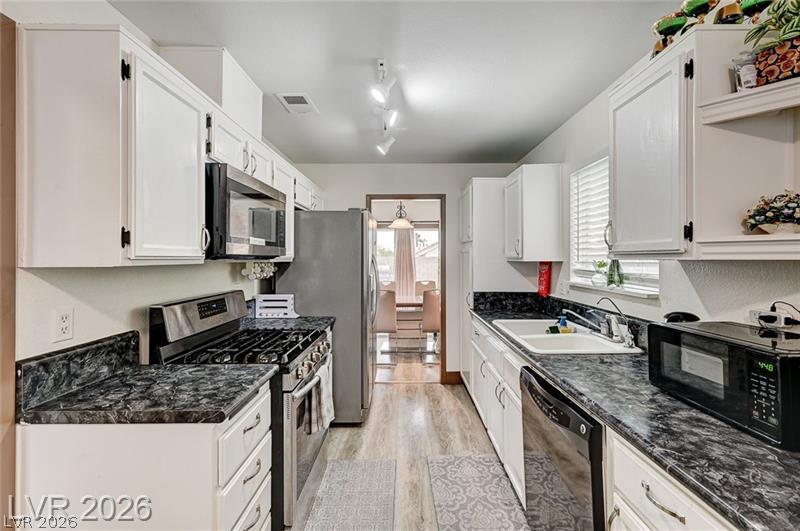 1508 Lilac Breeze Circle