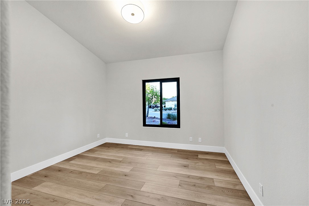 206 East Mesa Verde Lane