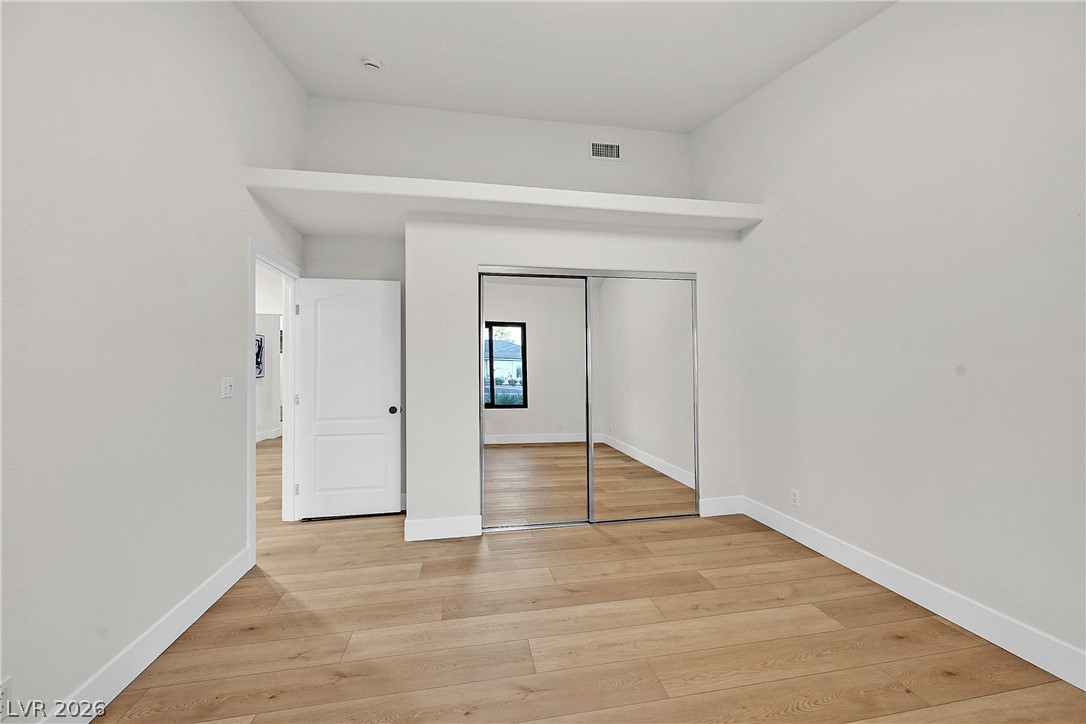 206 East Mesa Verde Lane