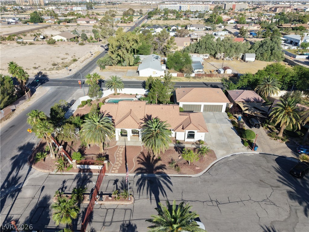 206 East Mesa Verde Lane