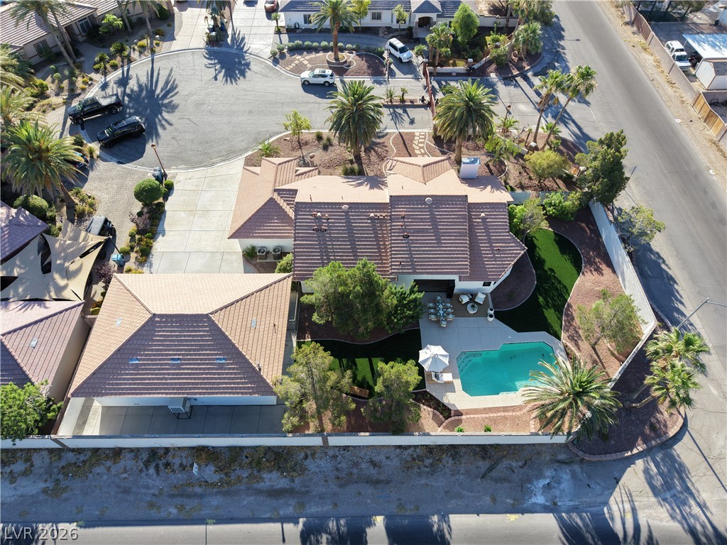 206 East Mesa Verde Lane