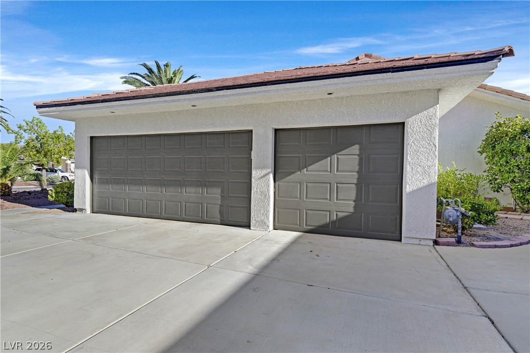 206 East Mesa Verde Lane