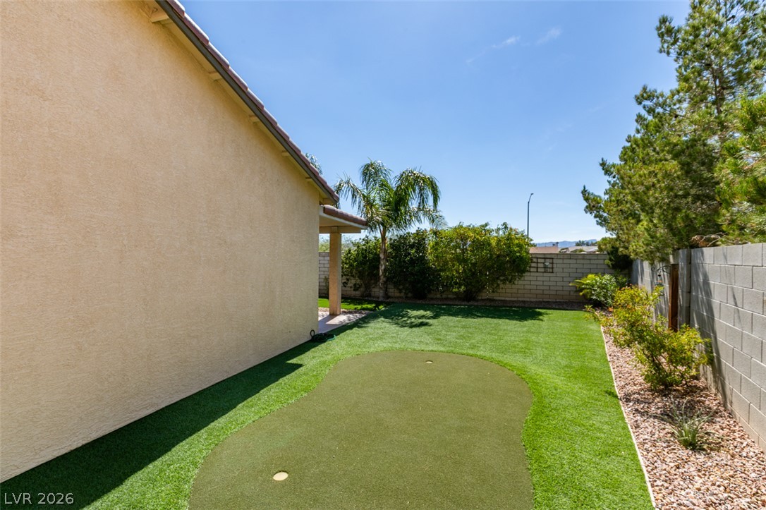 9235 Edgeworth Place