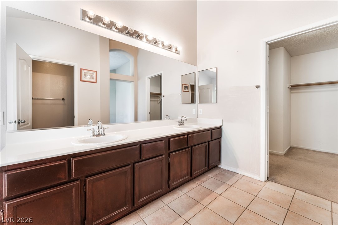 5441 Desert Valley Drive