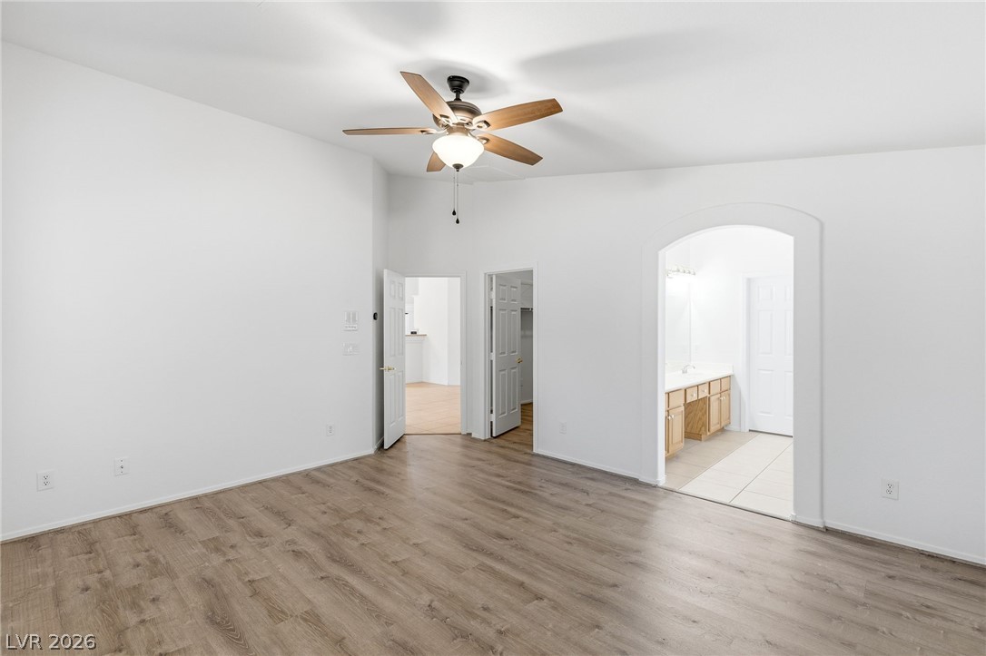 4928 Orchard Sky Avenue
