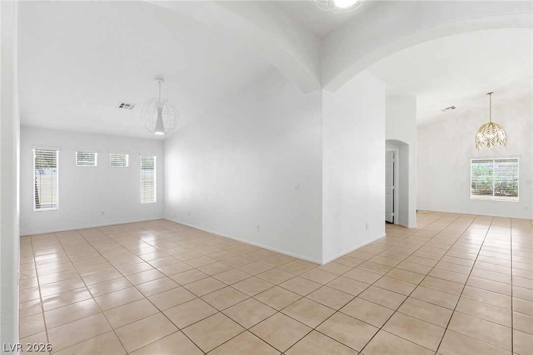 4928 Orchard Sky Avenue
