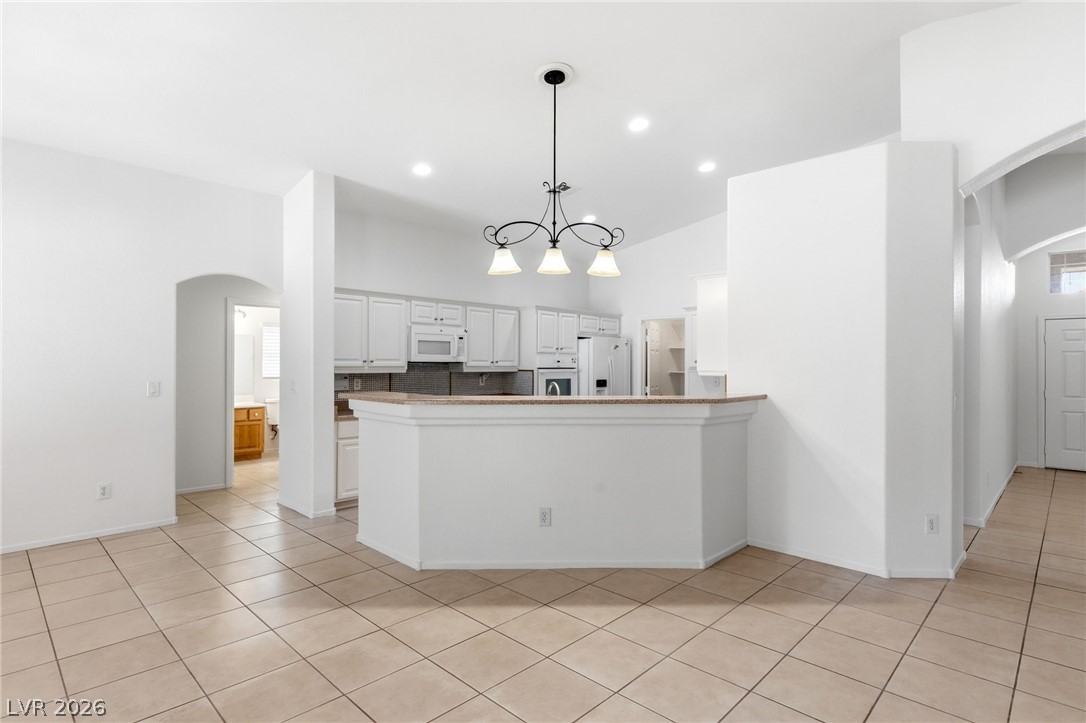 4928 Orchard Sky Avenue