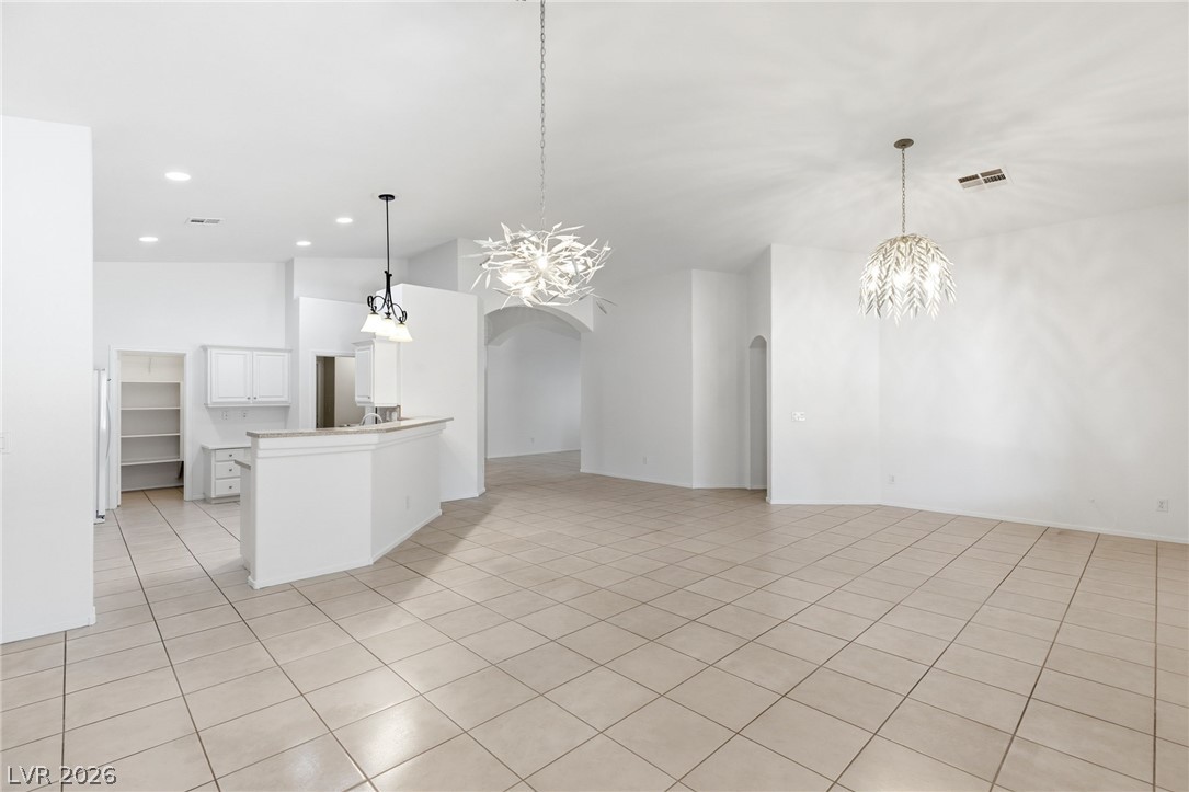 4928 Orchard Sky Avenue