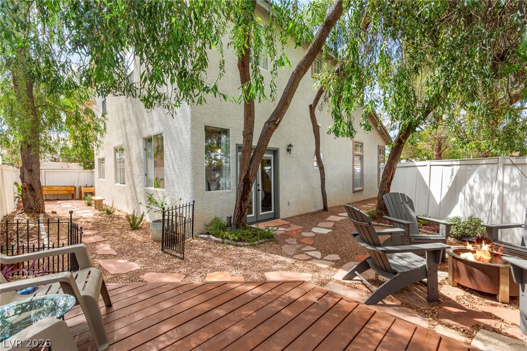 5430 Dianthus Court