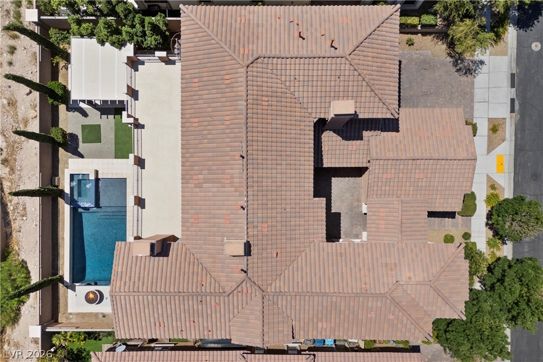 8 Tea Olive Drive