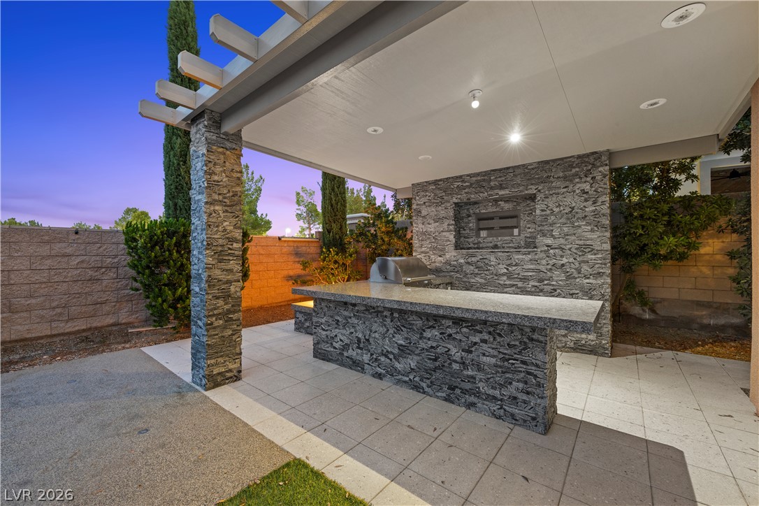 8 Tea Olive Drive