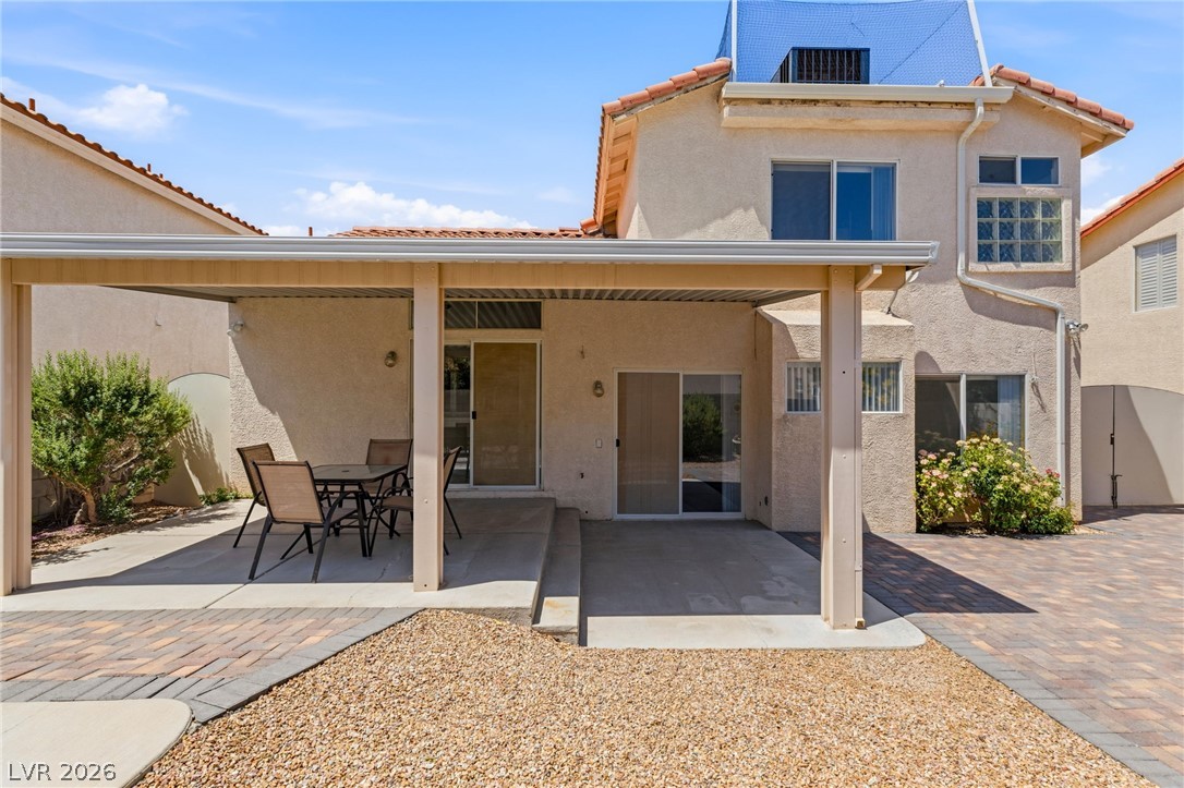 8721 Country View Avenue