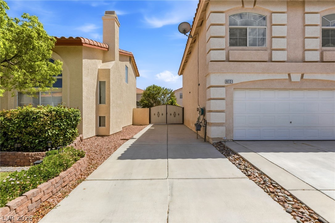 8721 Country View Avenue