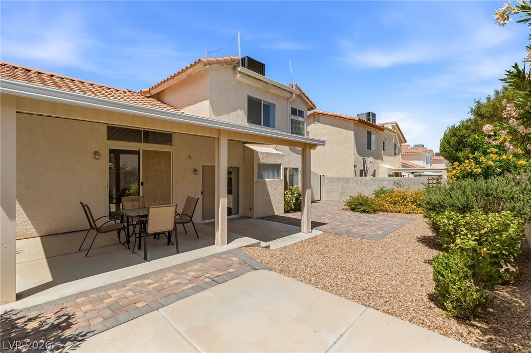 8721 Country View Avenue