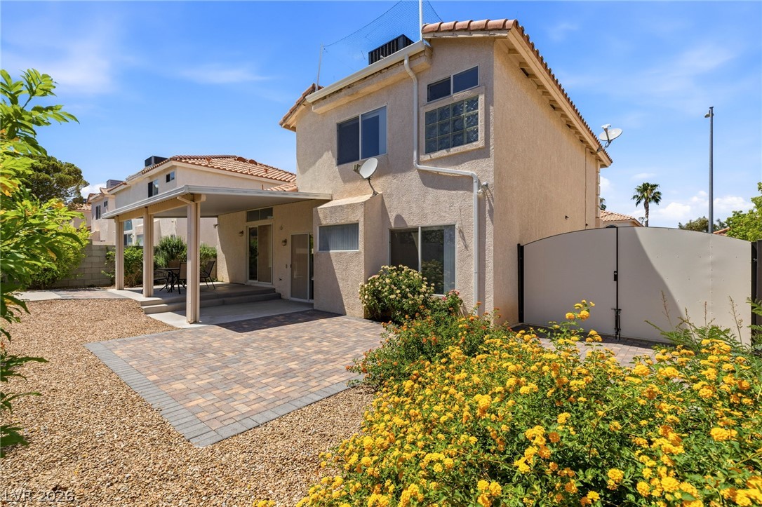 8721 Country View Avenue