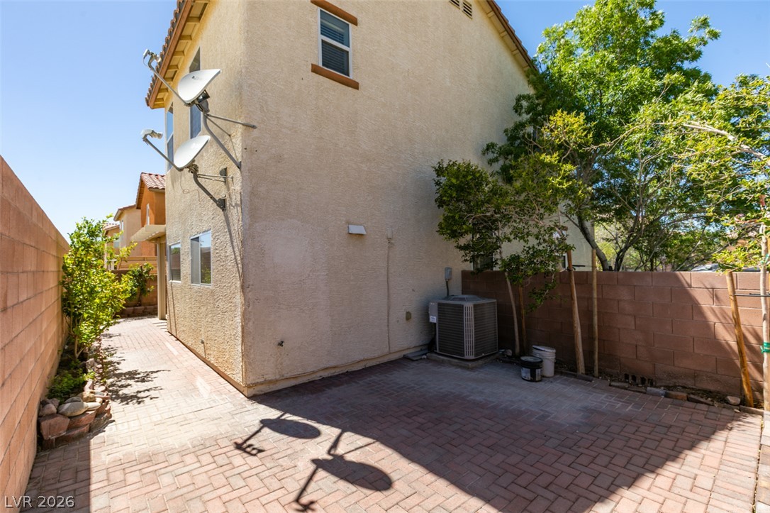 91 Lockheed Avenue