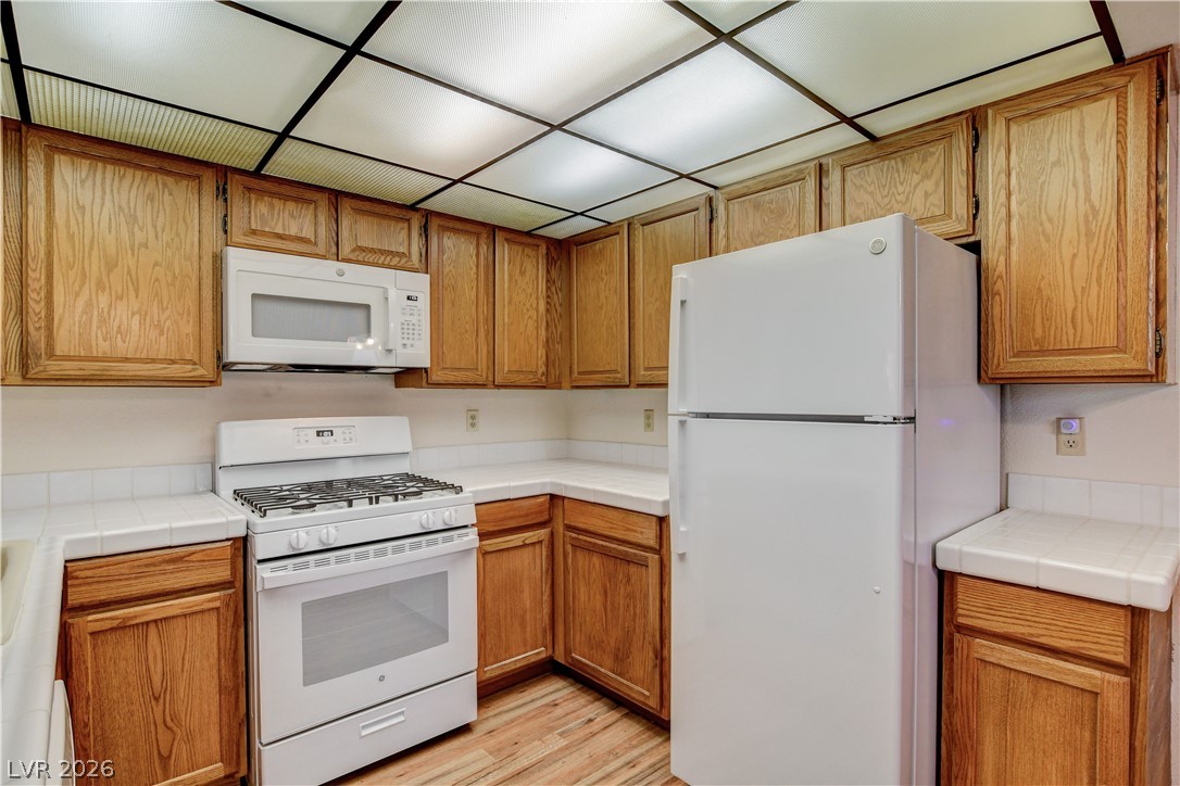 1751 East Reno Avenue 105