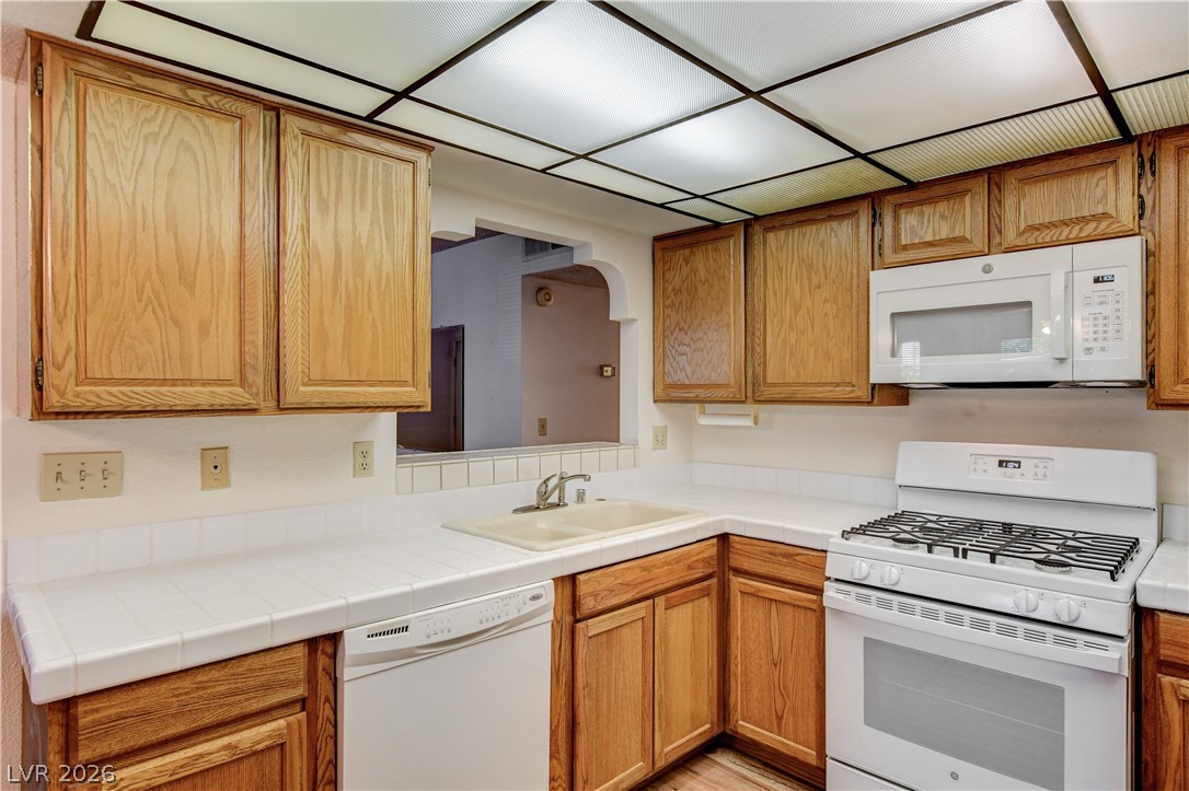 1751 East Reno Avenue 105