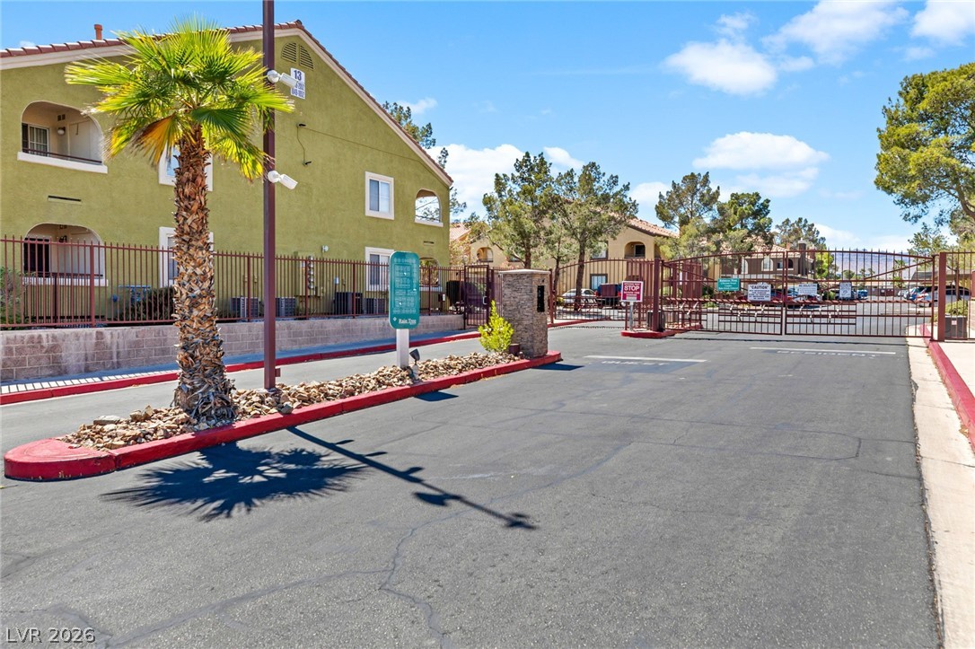 7950 West Flamingo Road 1081