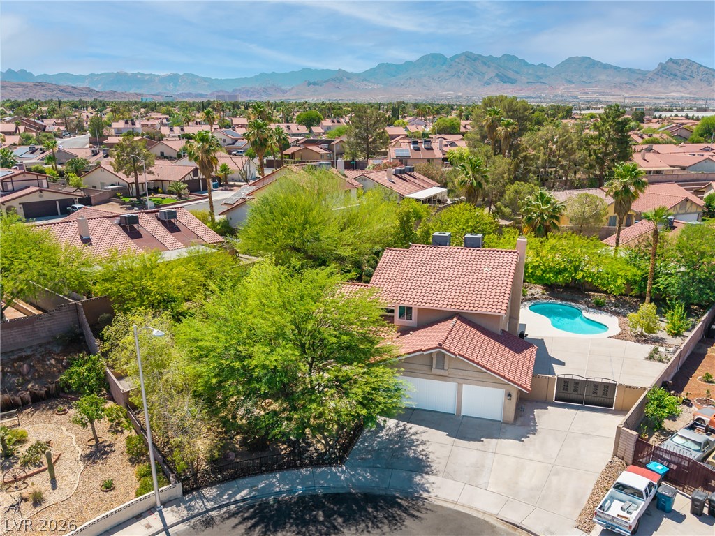 8608 Maleta Court