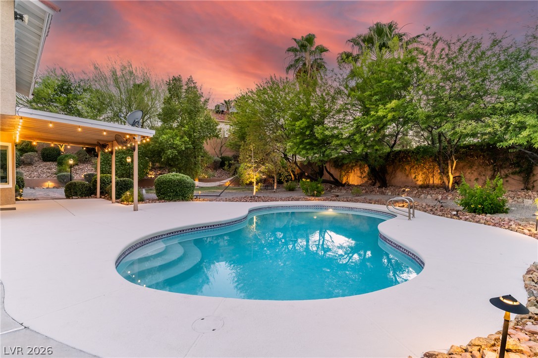 8608 Maleta Court