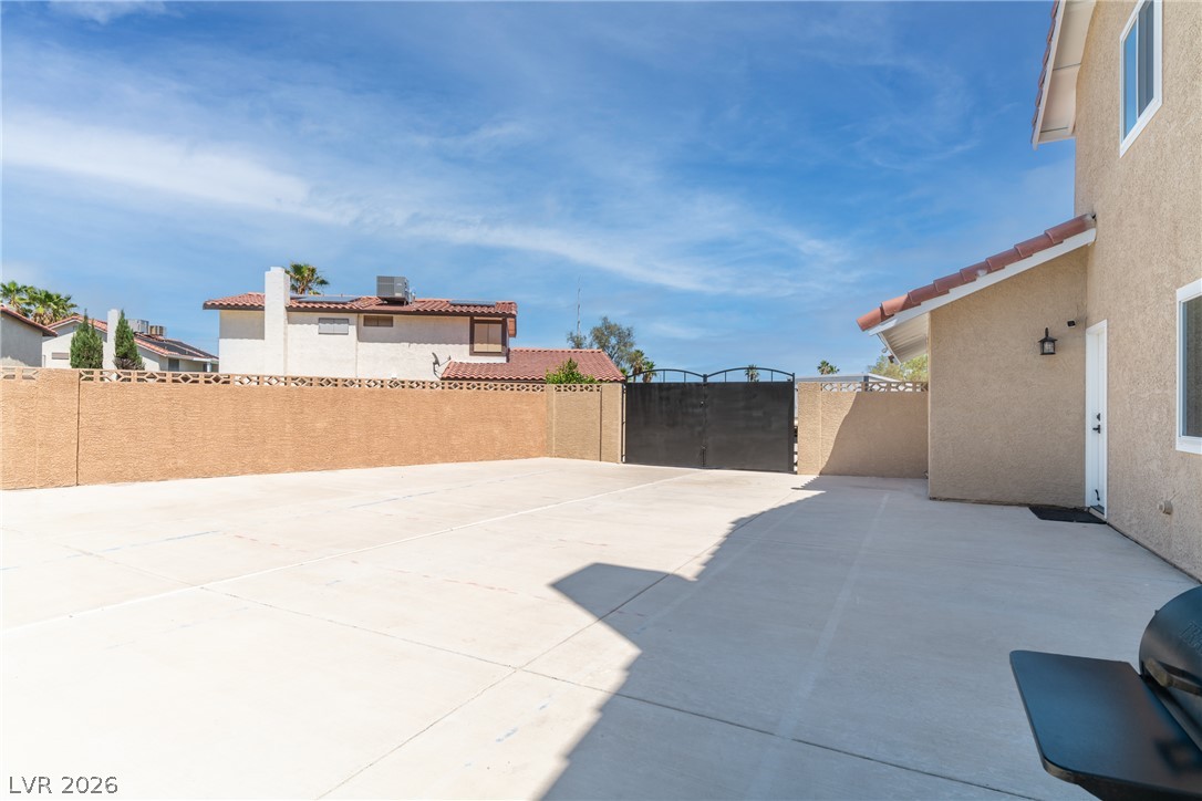 8608 Maleta Court