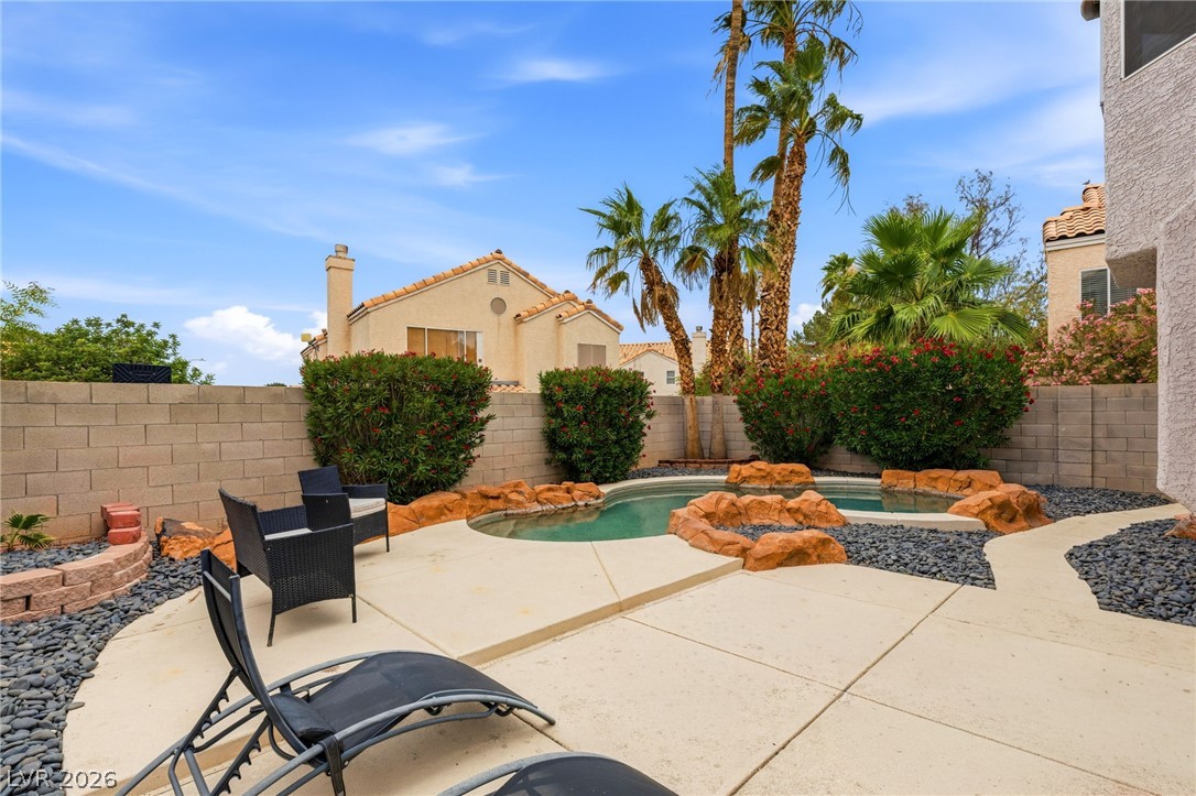 79 Sea Holly Way