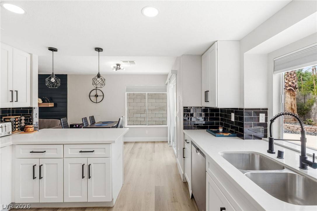 79 Sea Holly Way