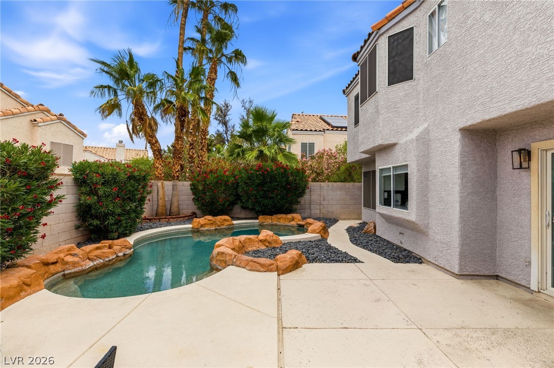 79 Sea Holly Way