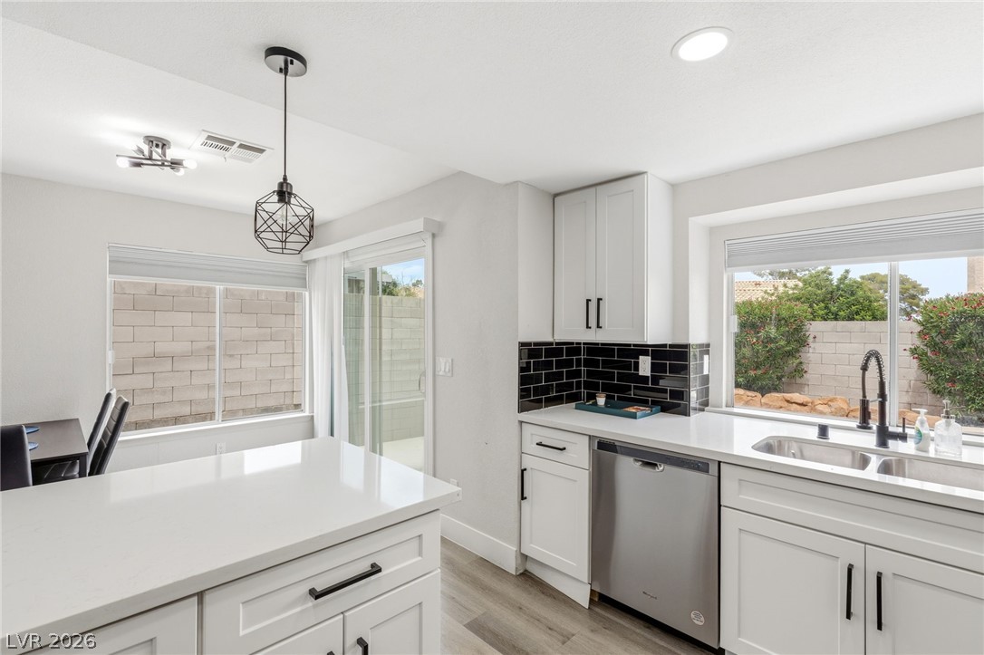 79 Sea Holly Way