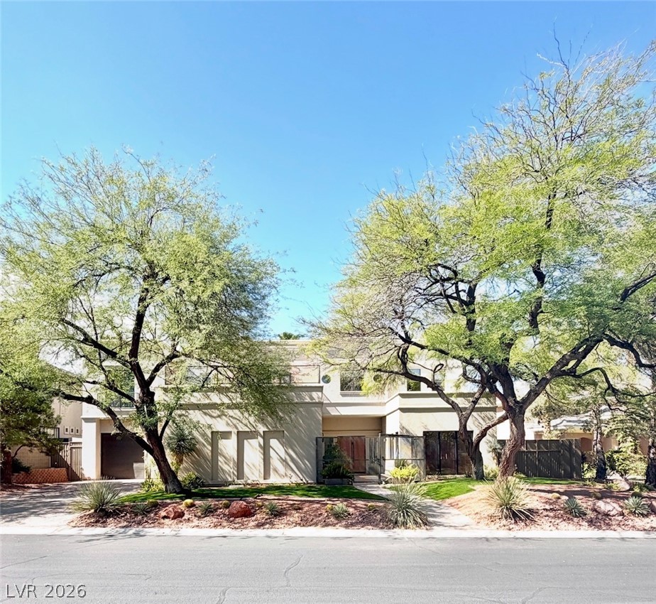 628 Edgebrook Drive