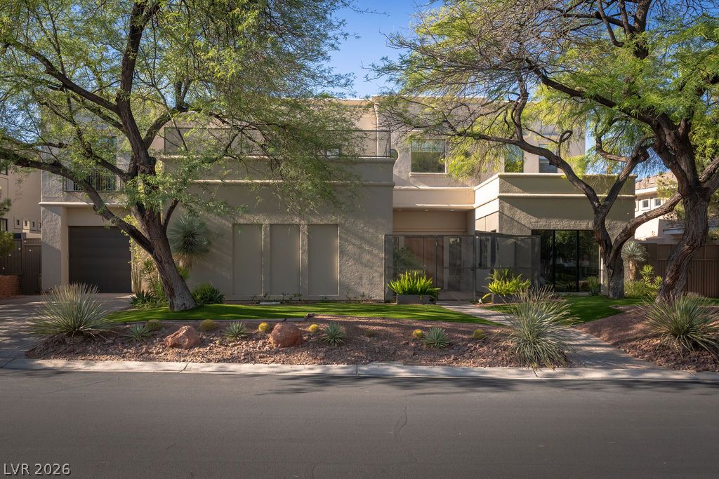 628 Edgebrook Drive