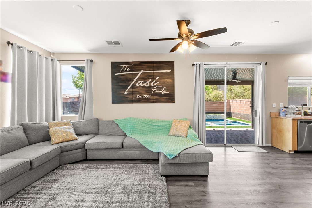 2305 Cockatoo Drive