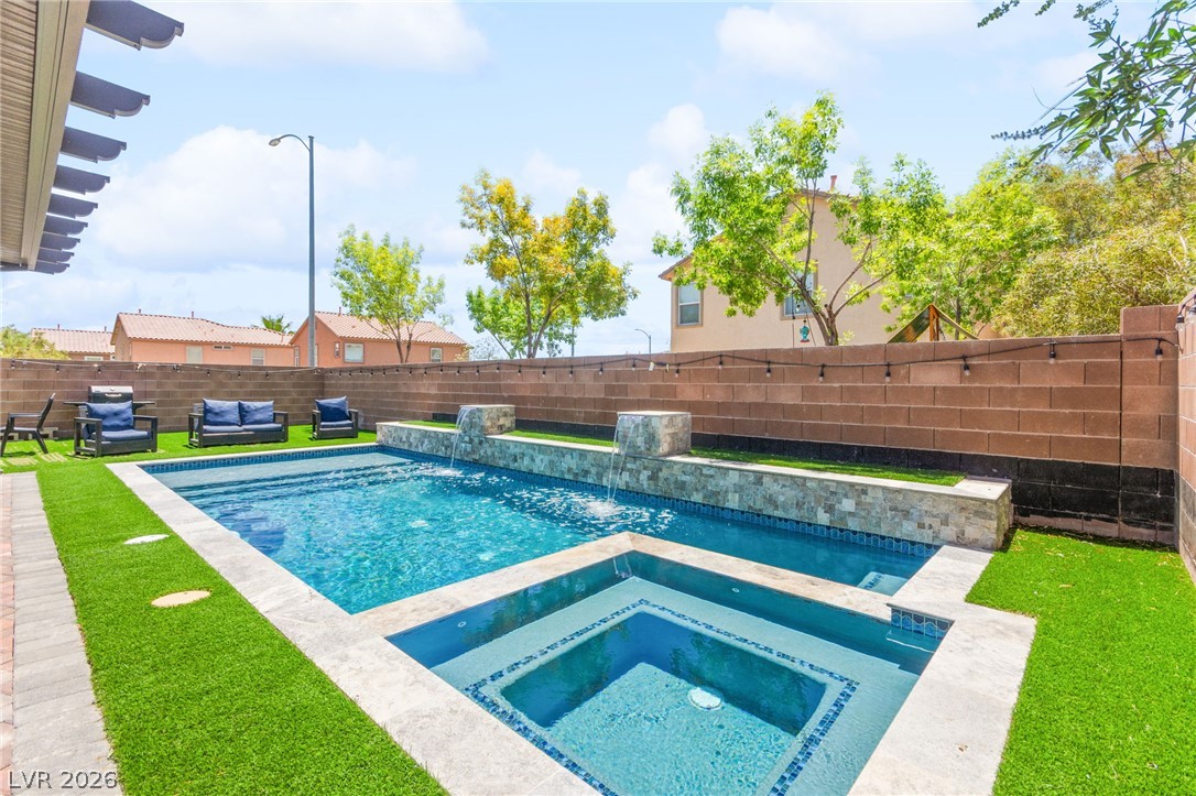 2305 Cockatoo Drive