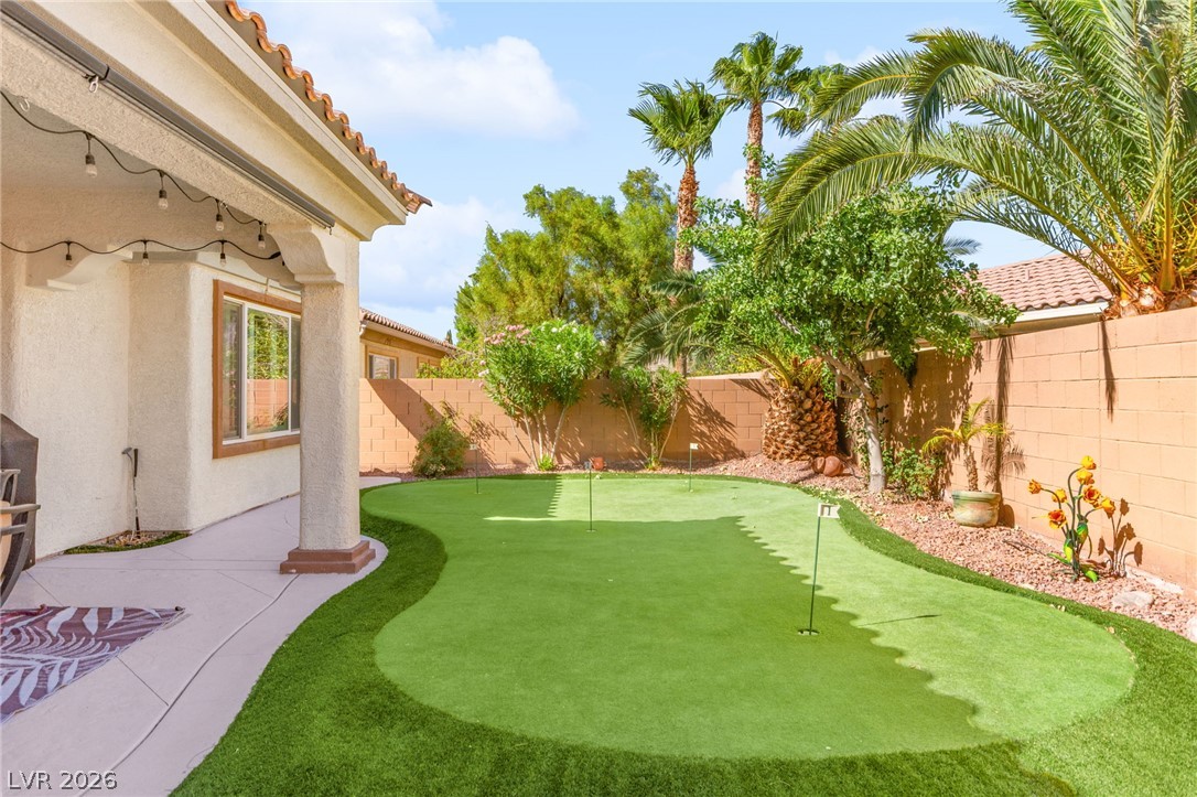 8520 Berkley Hall Street