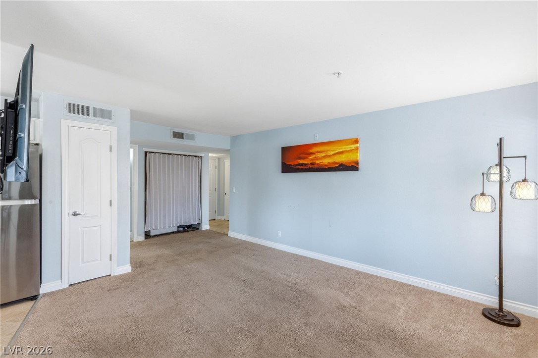 2111 Sealion Drive 205