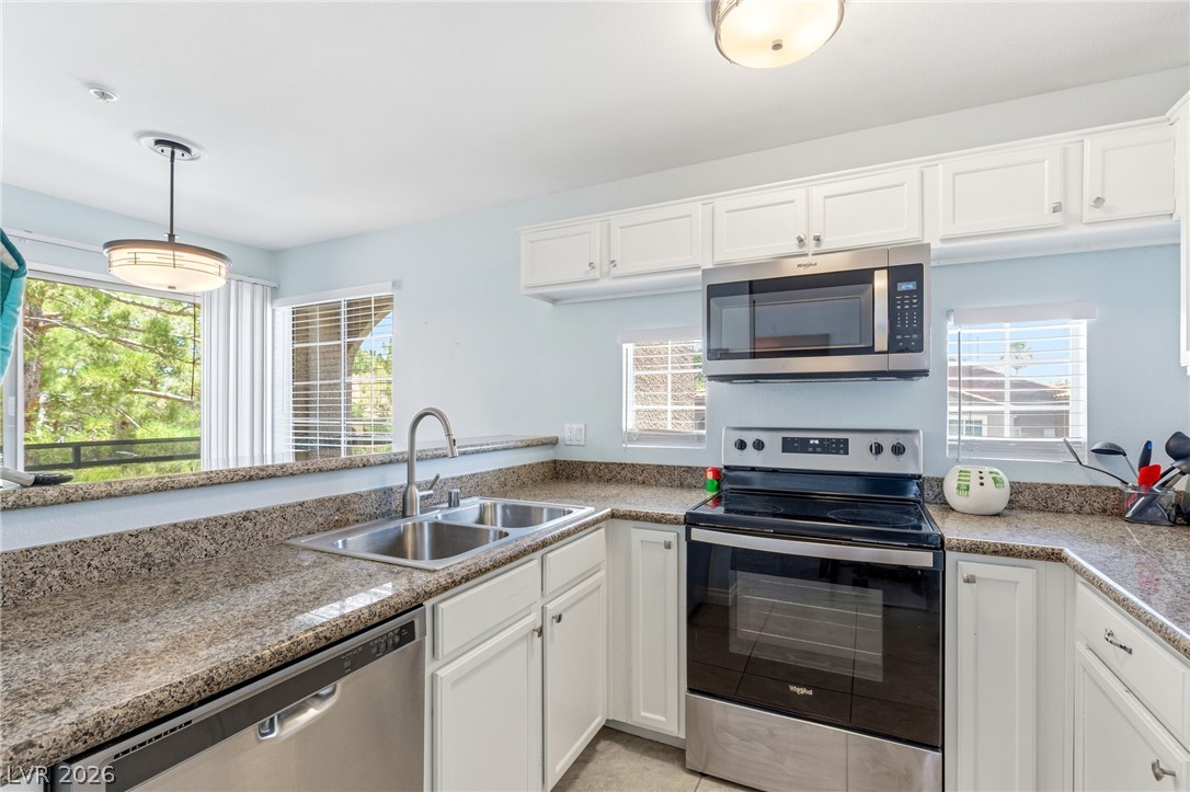 2111 Sealion Drive 205