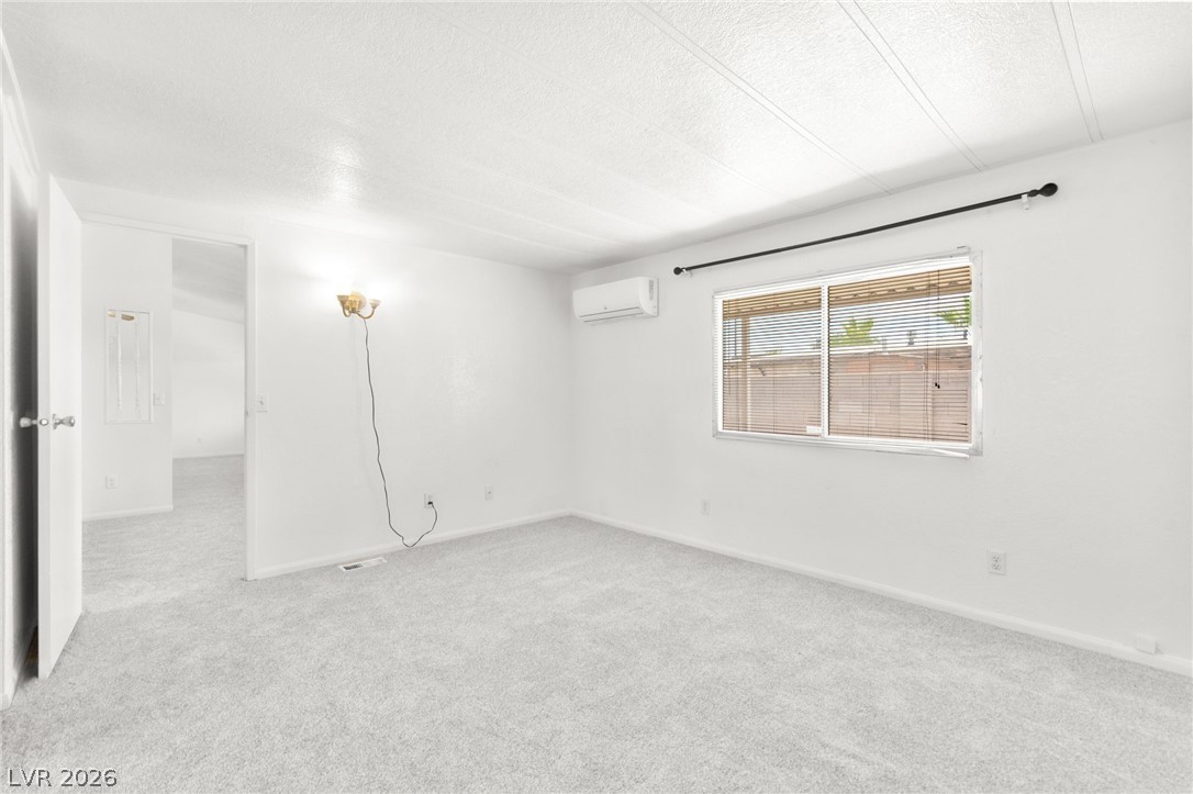 2265 Linn Lane