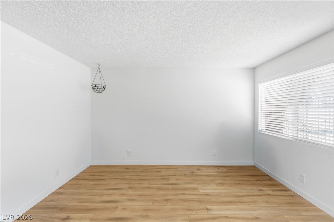 208 Orland Street 10