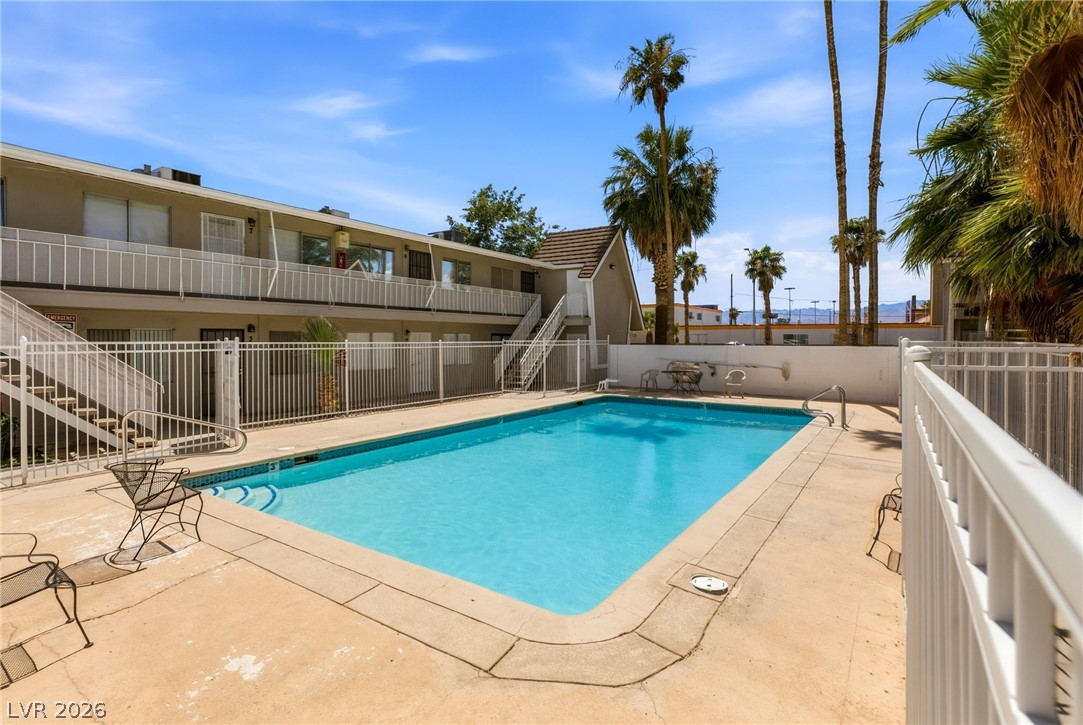 208 Orland Street 10