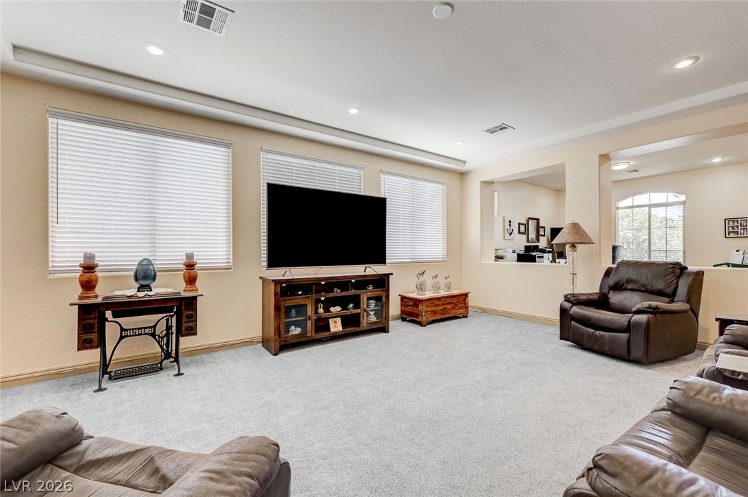 10093 Golden Bluff Avenue