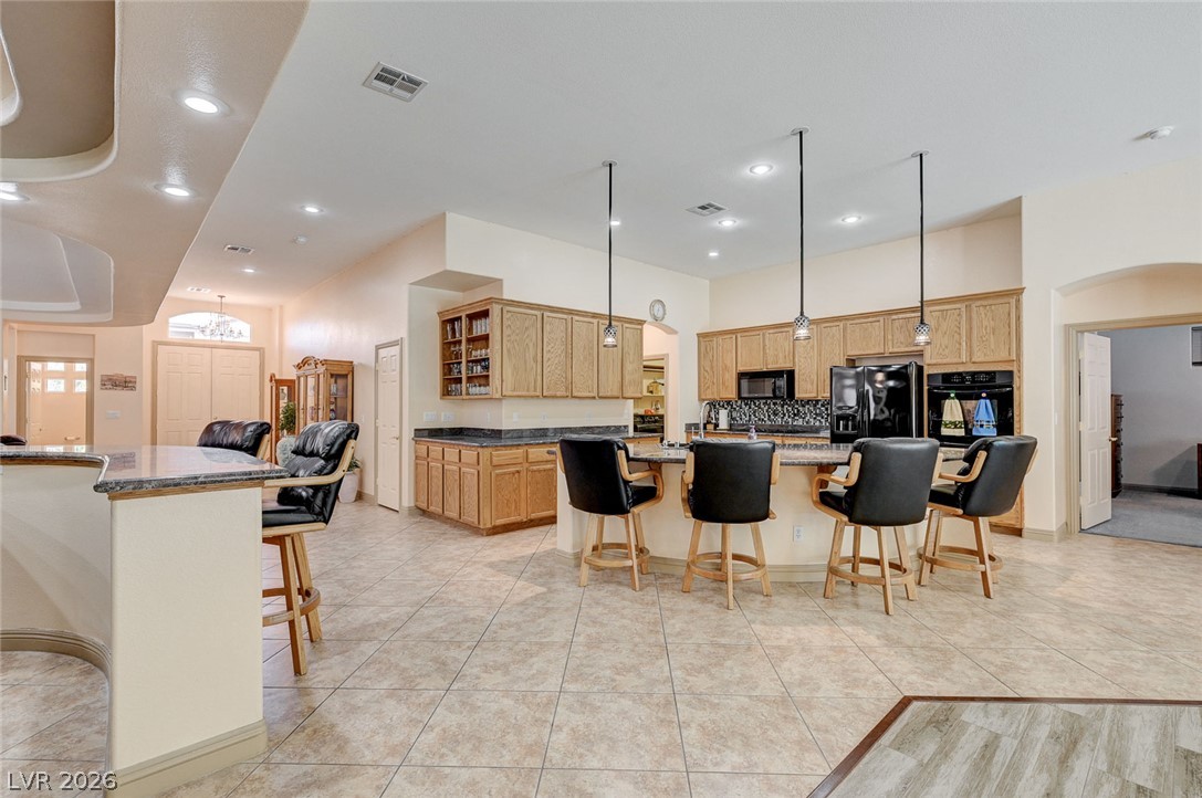 10093 Golden Bluff Avenue