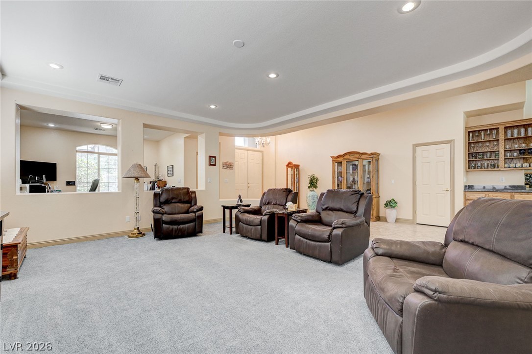 10093 Golden Bluff Avenue